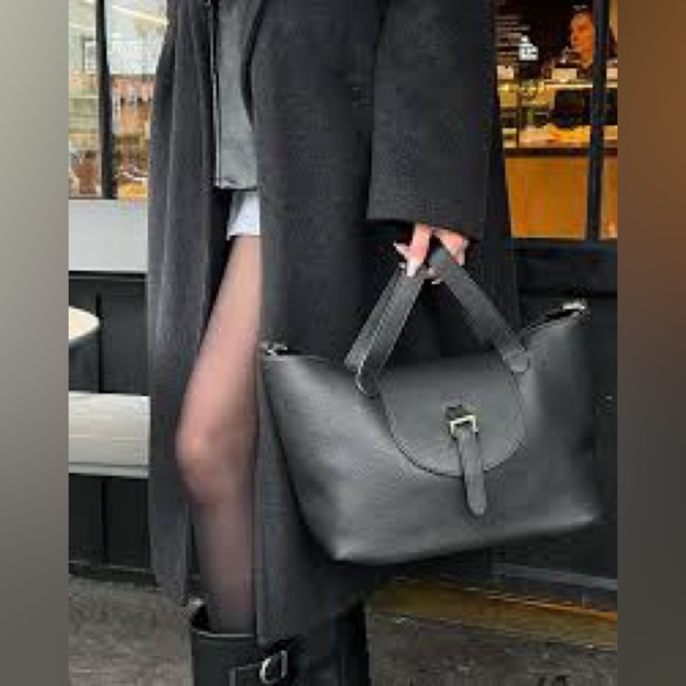 Meli Melo leather handbag in black